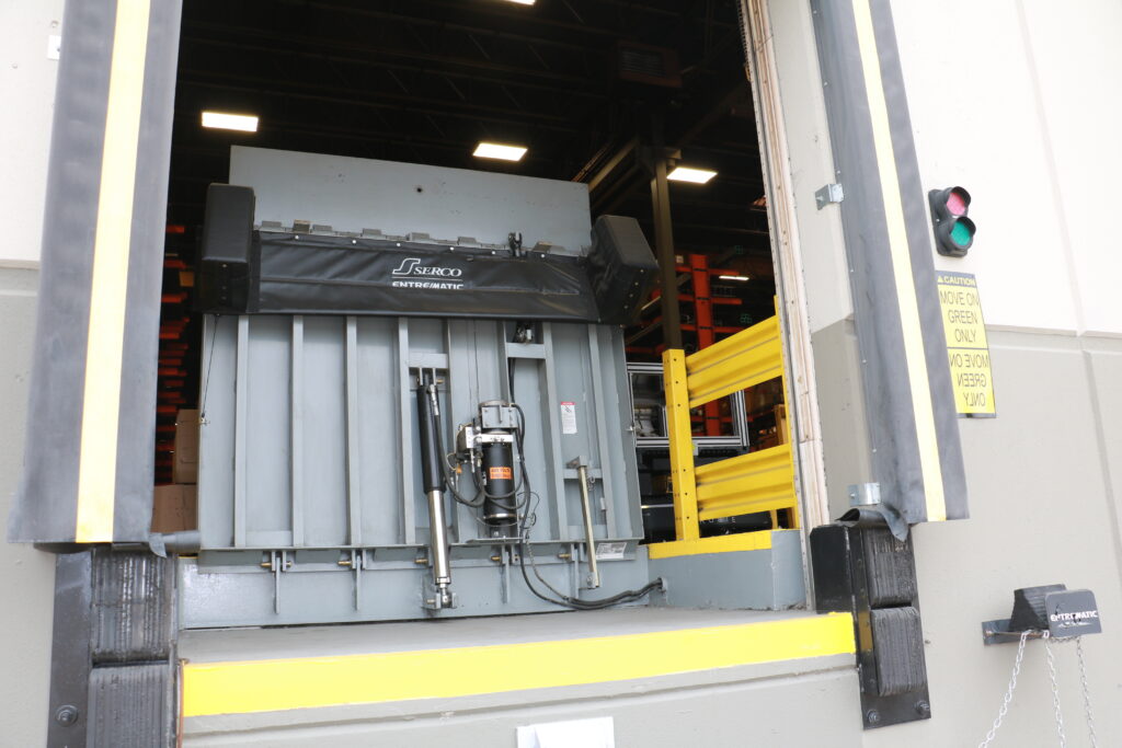 Nedd door with hydraulics